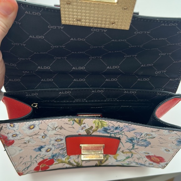 Aldo over the shoulder purse with strap - Picture 3 of 3